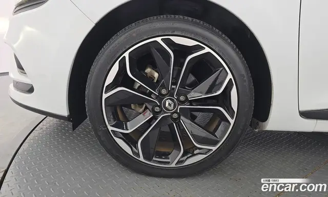Renault (Samsung) Clio 2019 1.5 АКПП, миниатюра 5