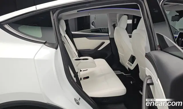 Tesla Model Y 2025 0.2 АКПП, миниатюра 11 Tesla Model Y 2025 0.2 АКПП, миниатюра 11