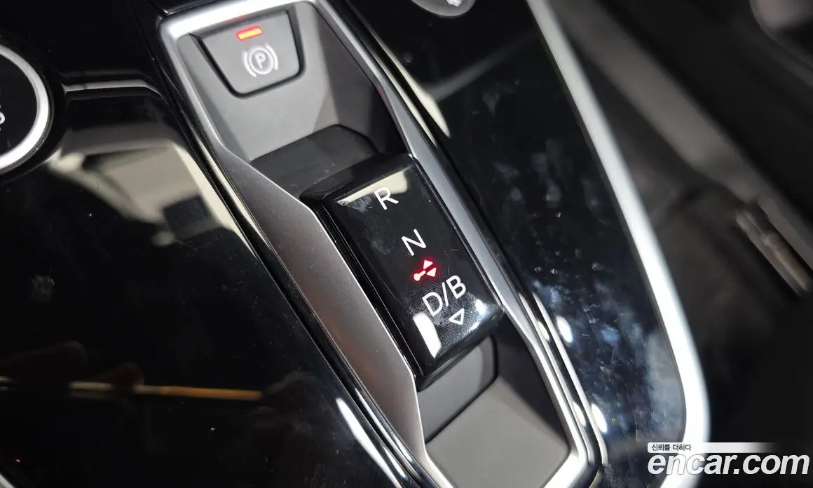 Audi Q4 e-tron 2025 0.2 АКПП, фото 11