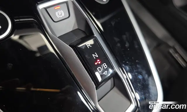 Audi Q4 e-tron 2025 0.2 АКПП, миниатюра 11