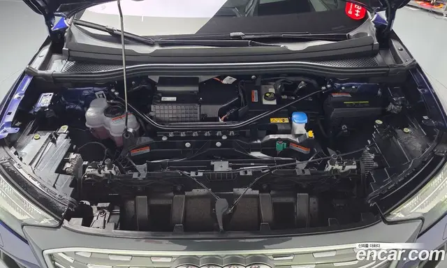 Audi Q4 e-tron 2025 0.2 АКПП, миниатюра 5