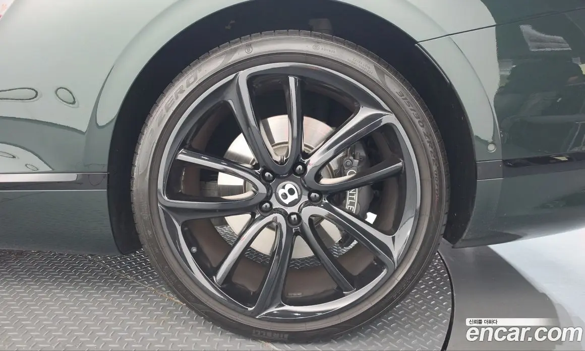Bentley Continental 2019 6.0 АКПП, фото 7