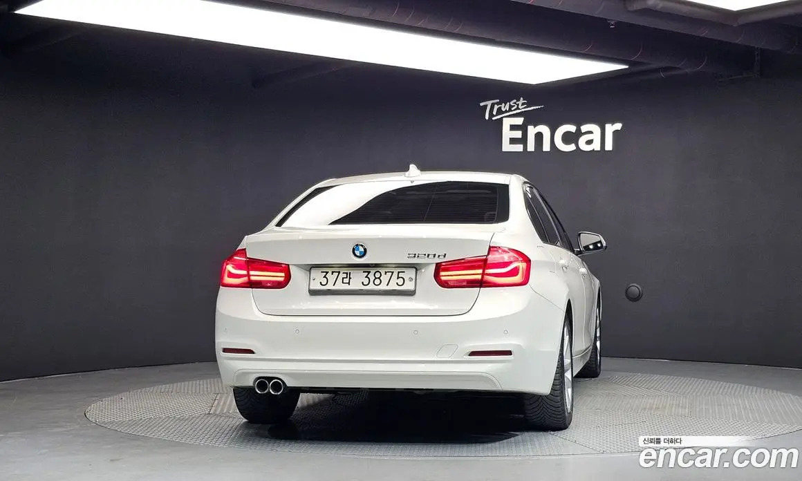 BMW 3 серия 2016 2.0 АКПП, фото 4