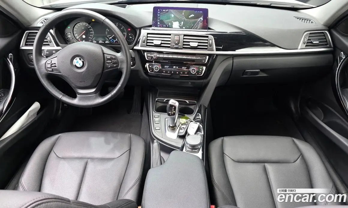 BMW 3 серия 2018 2.0 АКПП, фото 7