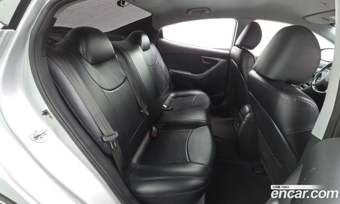 Hyundai Avante 2015 1.6 АКПП, фото 17