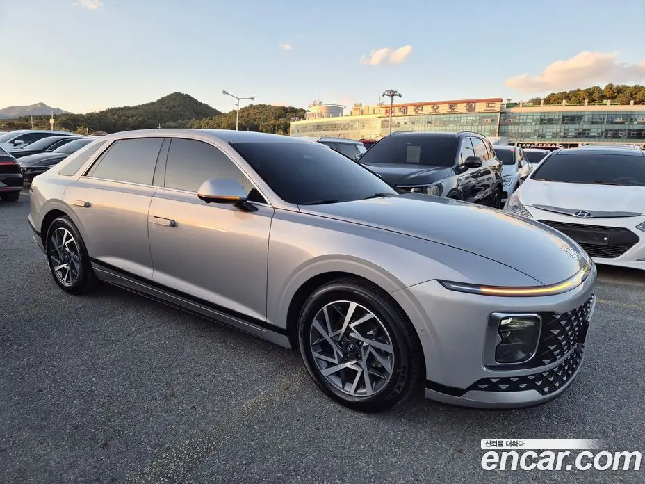Hyundai Grandeur 2023 1.6 АКПП, фото 3