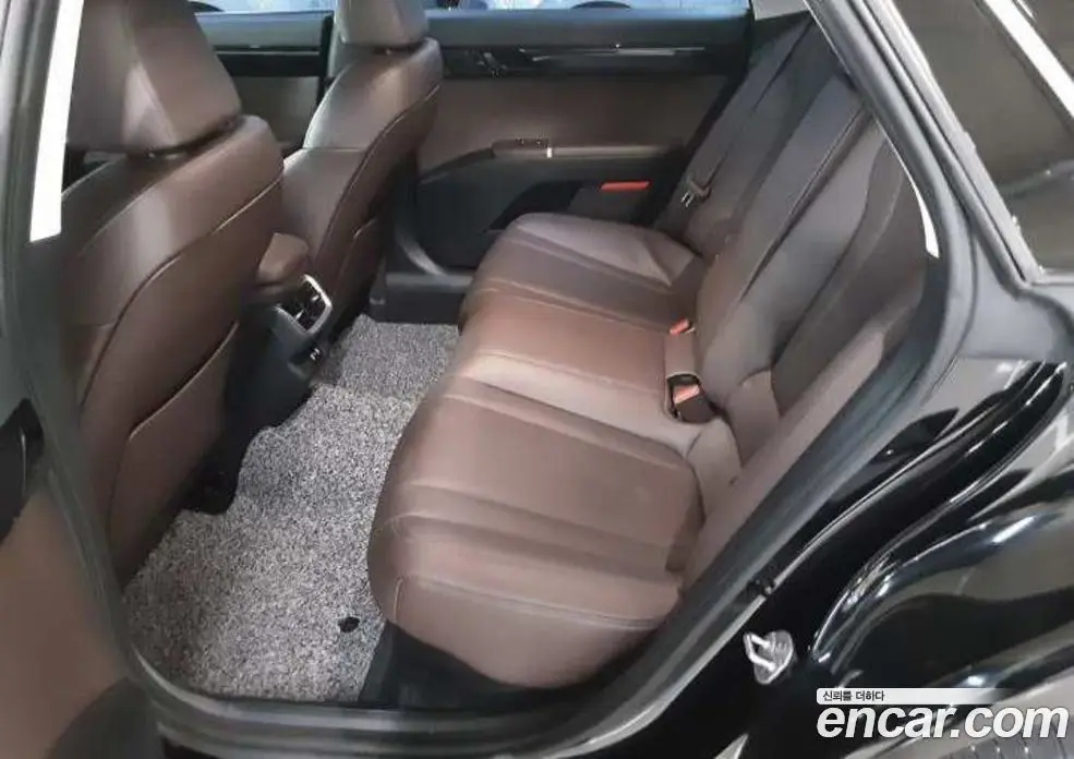 Hyundai Grandeur 2023 1.6 АКПП, фото 11