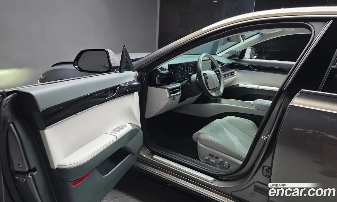 Hyundai Grandeur 2023 1.6 АКПП, фото 10