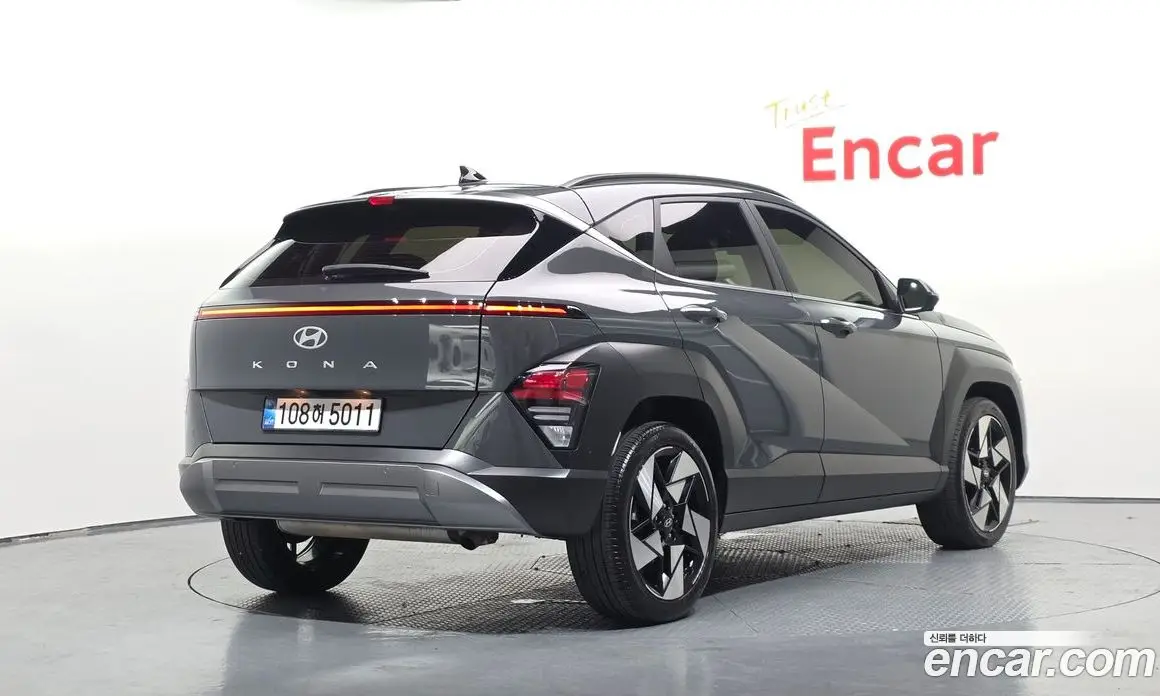 Hyundai Kona 2025 1.6 АКПП, фото 2