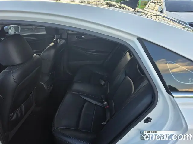 Hyundai Sonata 2011 2.0 АКПП, миниатюра 11