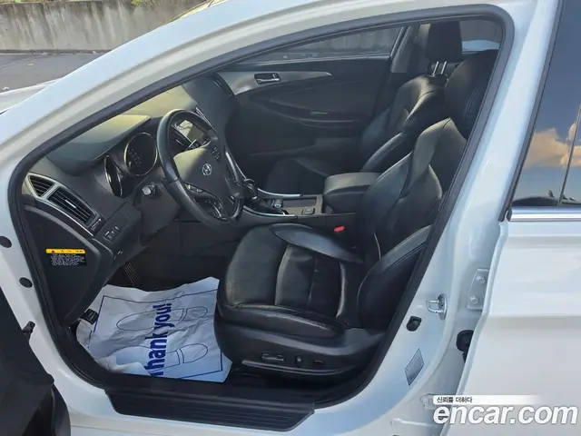 Hyundai Sonata 2011 2.0 АКПП, миниатюра 9