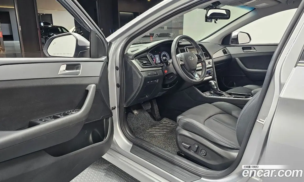 Hyundai Sonata 2023 2.0 АКПП, фото 13