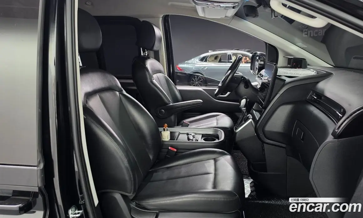 Hyundai Staria 2021 2.2 АКПП, фото 16