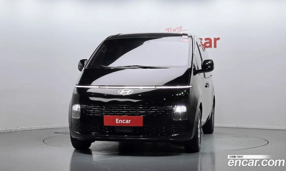 Hyundai Staria 2021 2.2 АКПП, фото 3