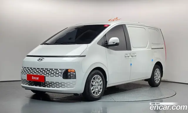 Hyundai Staria, 2023, 88 222 км