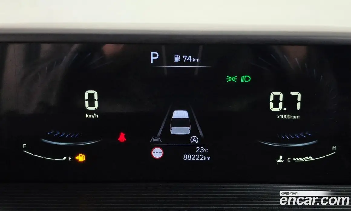 Hyundai Staria 2023 2.2 АКПП, фото 11