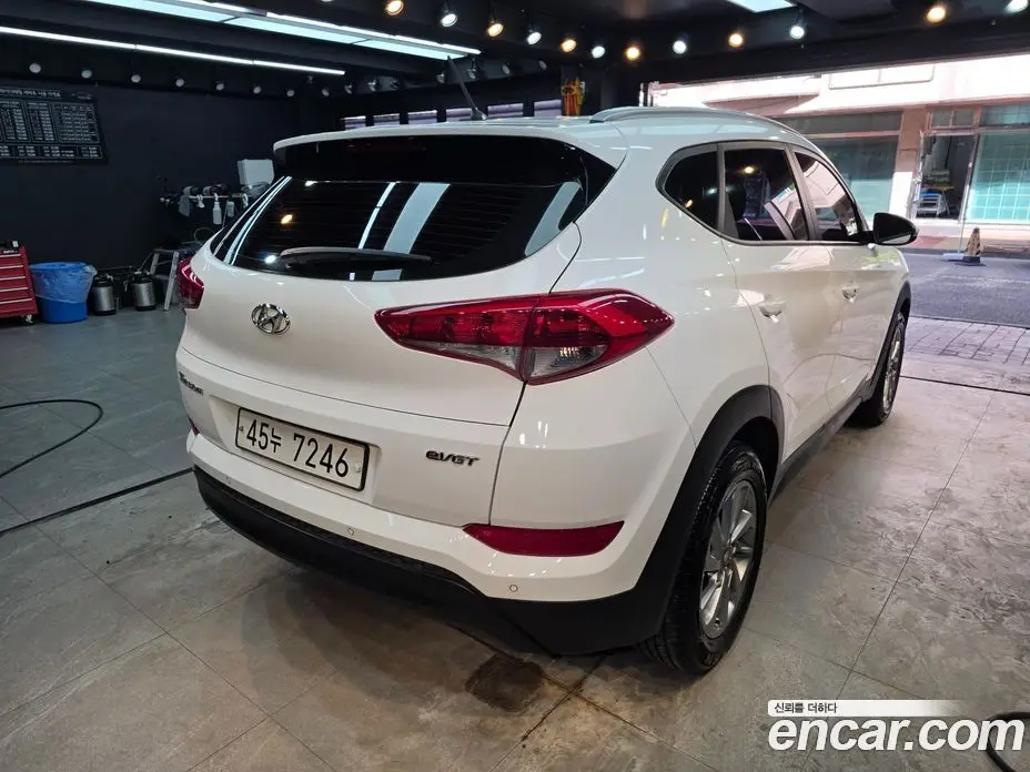 Hyundai Tucson 2015 1.7 АКПП, фото 6