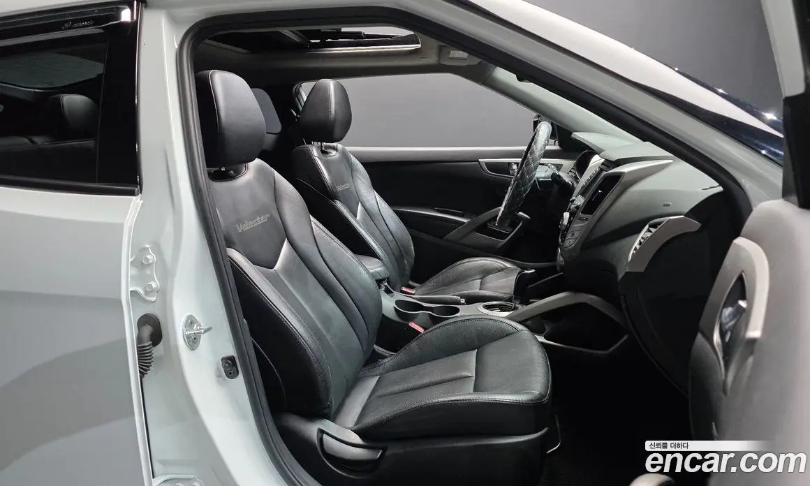 Hyundai Veloster 2012 1.6 АКПП, фото 11