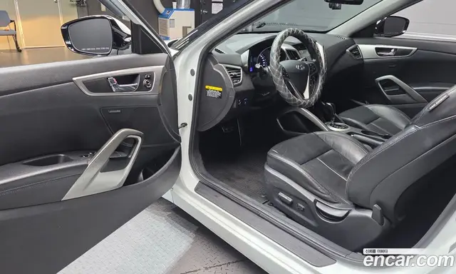 Hyundai Veloster 2012 1.6 АКПП, миниатюра 10