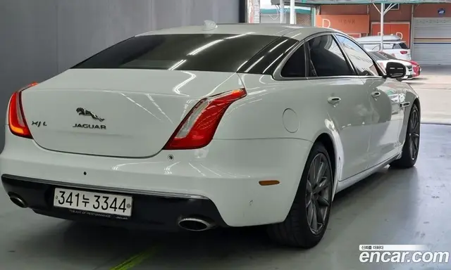 Jaguar XJ 2018 3.0 АКПП, миниатюра 2