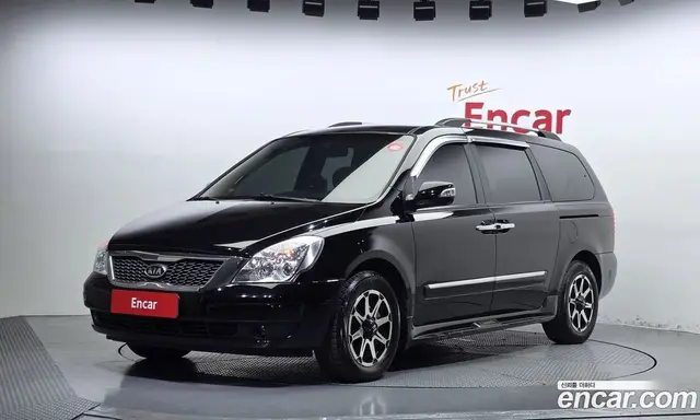 Kia Carnival, 2012, 176 307 км
