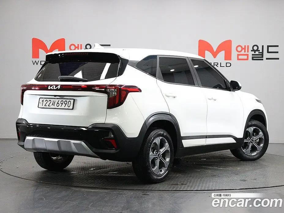 Kia Seltos 2022 2.0 АКПП, фото 3