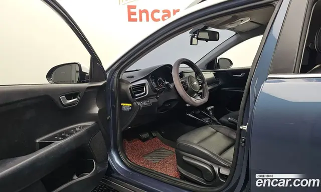 Kia Stonic 2018 1.4 АКПП, миниатюра 10