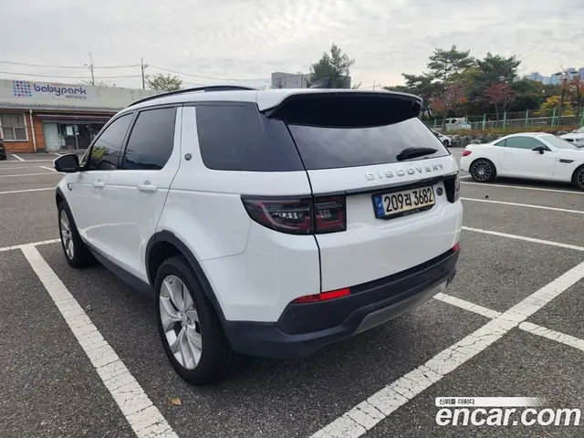 Land Rover Discovery Sport 2023 2.0 АКПП, миниатюра 2