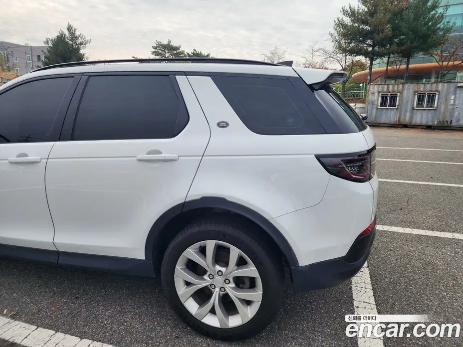 Land Rover Discovery Sport 2023 2.0 АКПП, фото 3