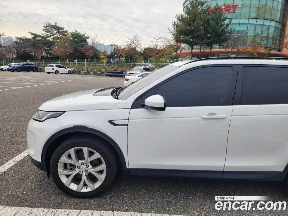 Land Rover Discovery Sport 2023 2.0 АКПП, фото 4