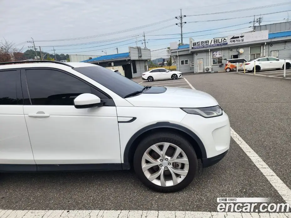 Land Rover Discovery Sport 2023 2.0 АКПП, фото 8