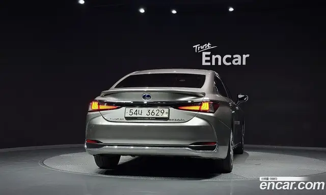 Lexus ES 2019 2.5 АКПП, миниатюра 4 Lexus ES 2019 2.5 АКПП, миниатюра 4