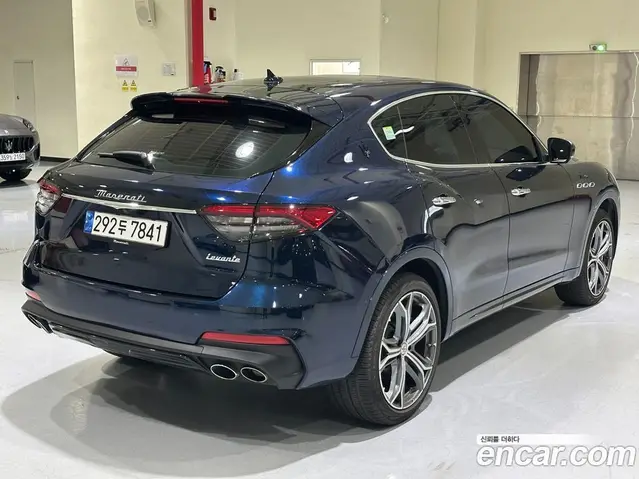 Maserati Levante 2023 3.0 АКПП, миниатюра 2