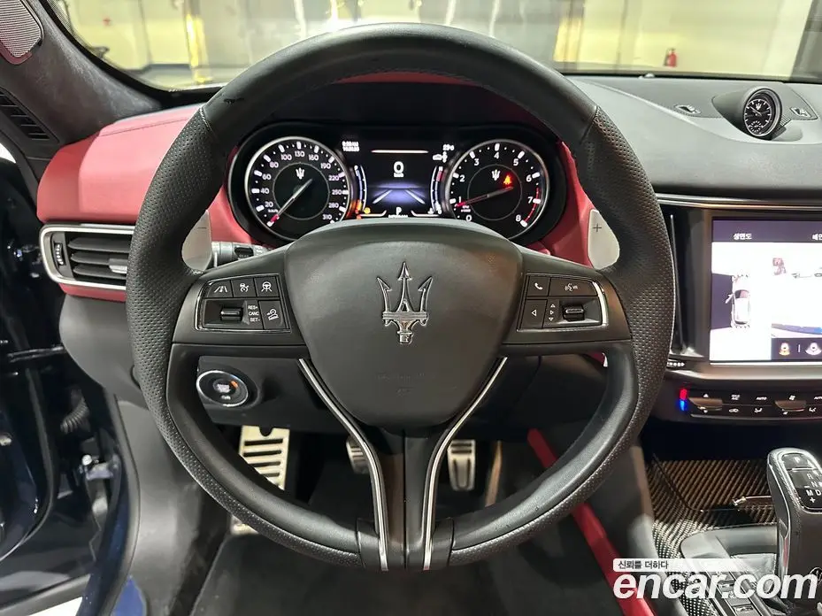 Maserati Levante 2023 3.0 АКПП, фото 6