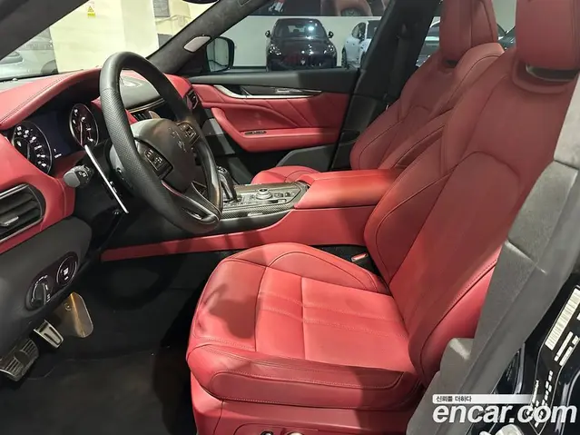 Maserati Levante 2023 3.0 АКПП, миниатюра 10