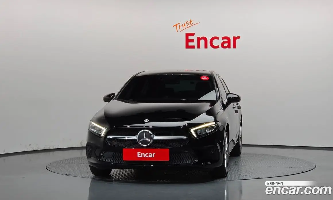 Mercedes-Benz A-Class 2019 2.0 АКПП, фото 3 Mercedes-Benz A-Class 2019 2.0 АКПП, фото 3