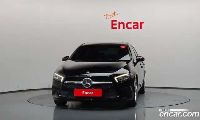Mercedes-Benz A-Class 2019 2.0 АКПП, миниатюра 3 Mercedes-Benz A-Class 2019 2.0 АКПП, миниатюра 3