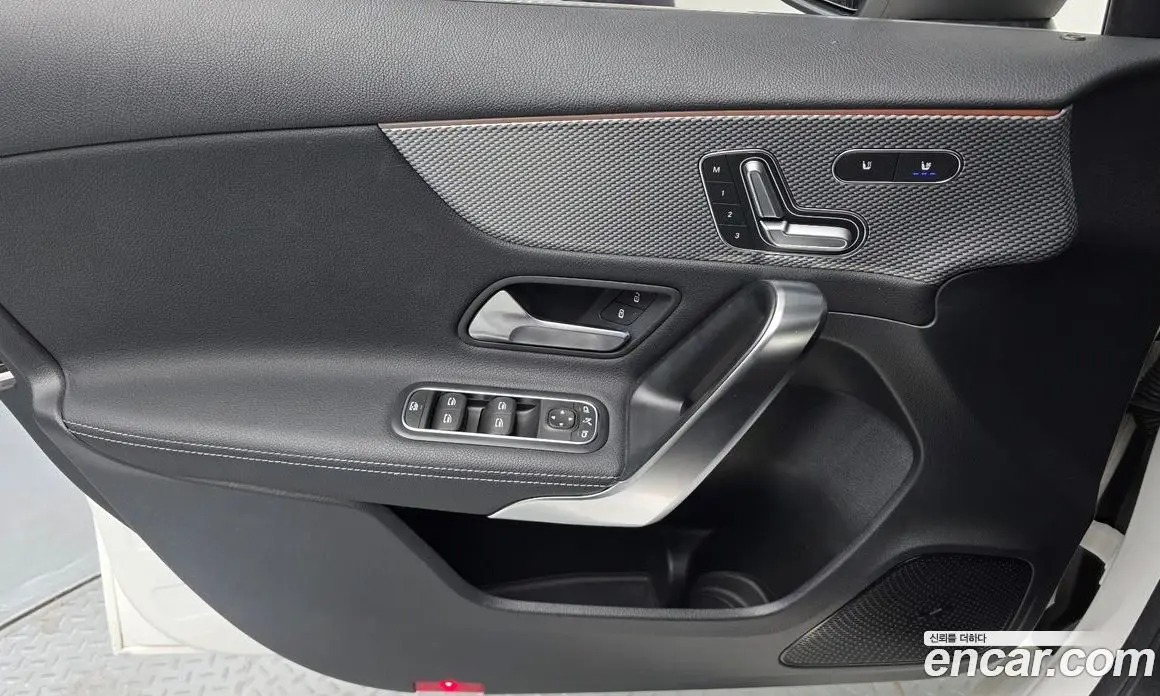 Mercedes-Benz A-Class 2021 2.0 АКПП, фото 14
