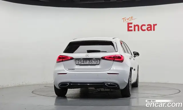 Mercedes-Benz A-Class 2021 2.0 АКПП, миниатюра 4