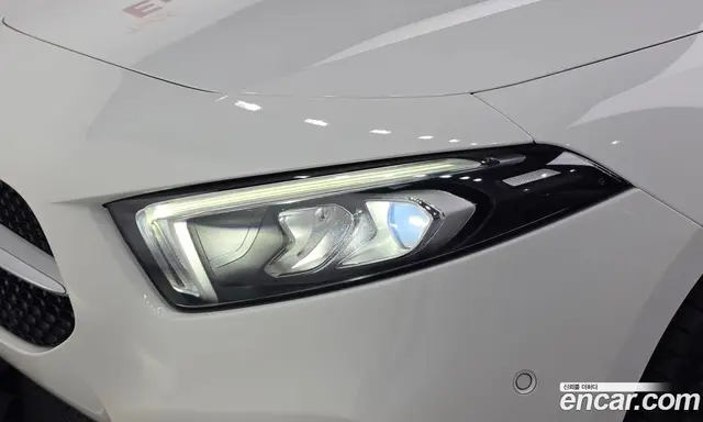 Mercedes-Benz A-Class 2021 2.0 АКПП, миниатюра 8