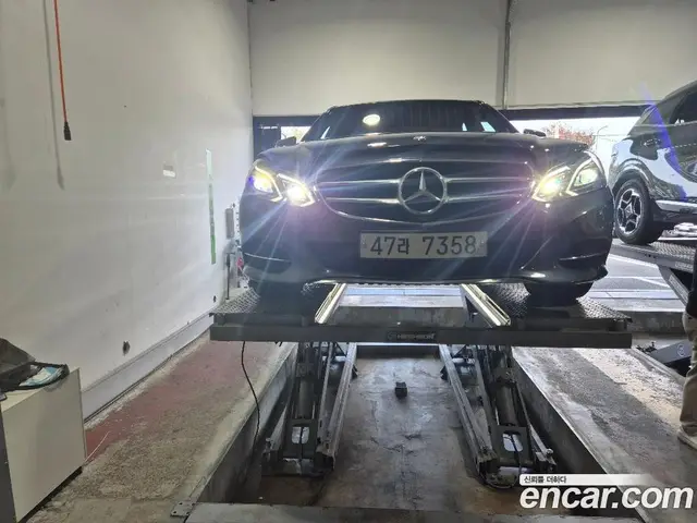 Mercedes-Benz E-Class, 2015, 132 700 км