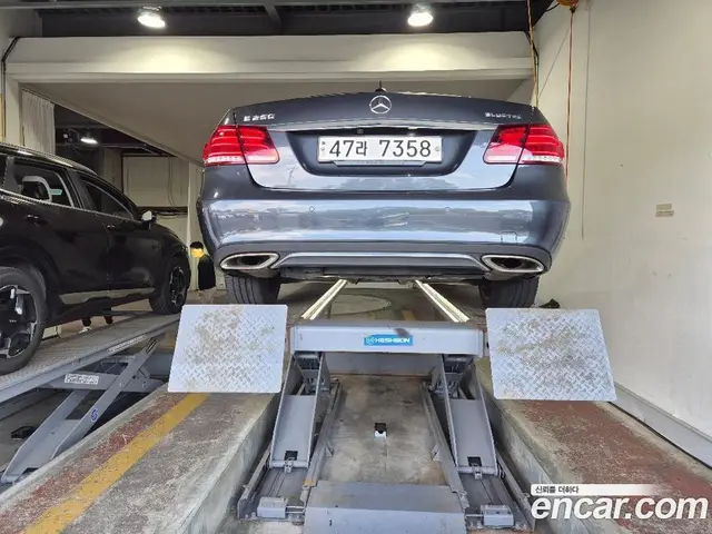 Mercedes-Benz E-Class 2015 2.1 АКПП, миниатюра 2