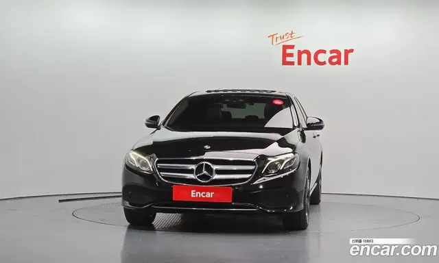 Mercedes-Benz E-Class 2018 1.9 АКПП, миниатюра 3