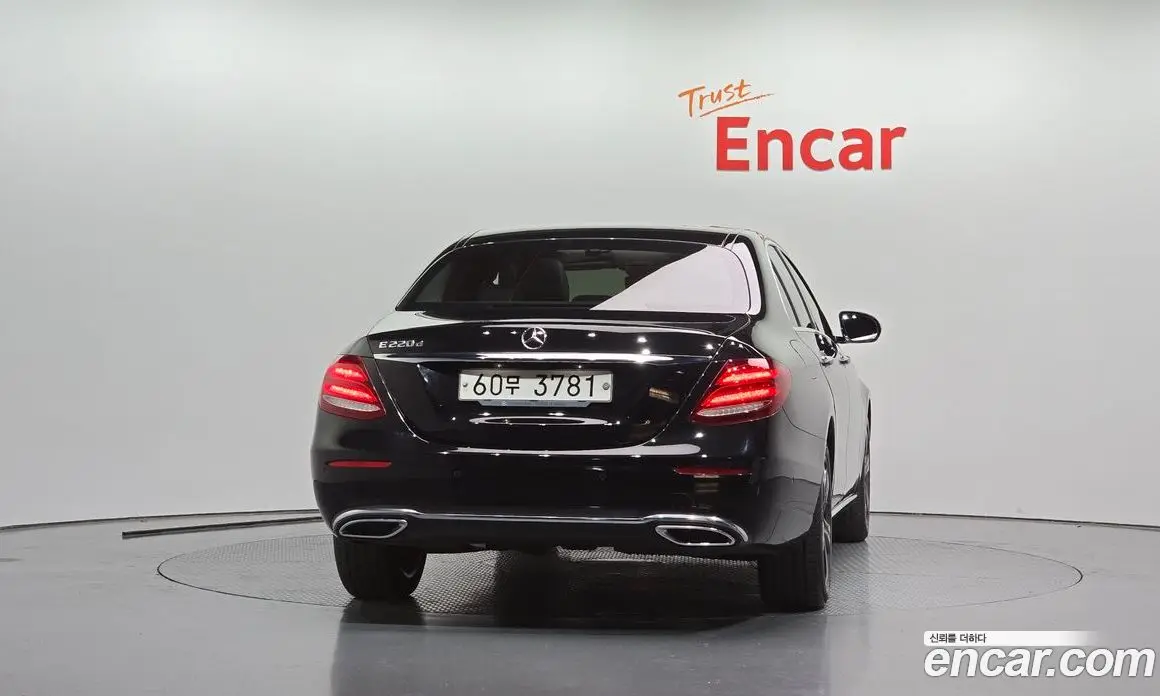 Mercedes-Benz E-Class 2018 1.9 АКПП, фото 4