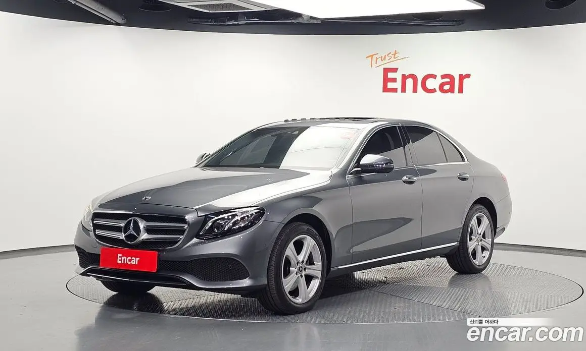 Mercedes-Benz E-Class 2018 1.9 АКПП, фото 1