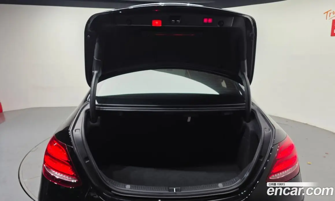 Mercedes-Benz E-Class 2019 1.9 АКПП, фото 20