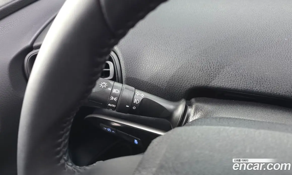 Toyota Prius 2019 1.8 АКПП, фото 16