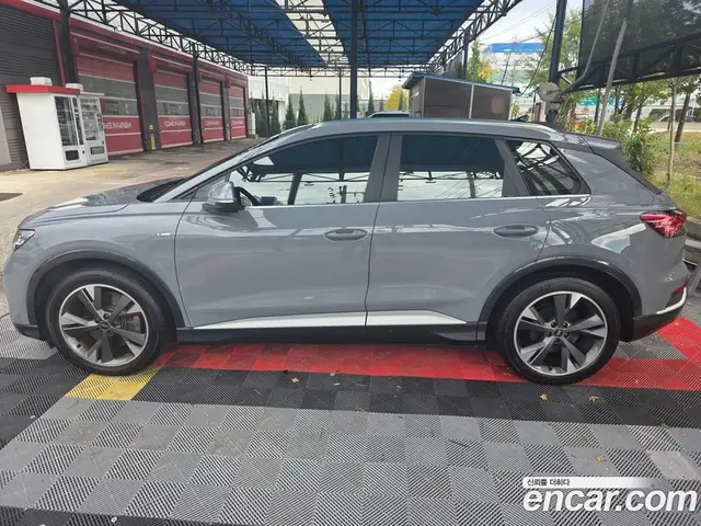 Audi Q4 e-tron, 2022, 86 600 км