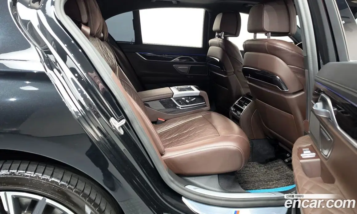 BMW 7 серия 2021 3.0 АКПП, фото 6