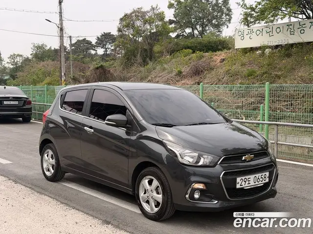 Chevrolet Spark 2016 1.0 АКПП, миниатюра 3